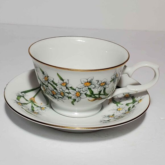 Avon Teacup and Saucer Narcissus December Vintage - Picture 2 of 9